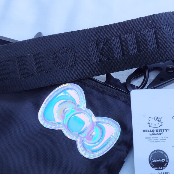 NWT Hello Kitty TINY Black Nylon with Pink Bow Crossbody Purse - Picture 5 of 7